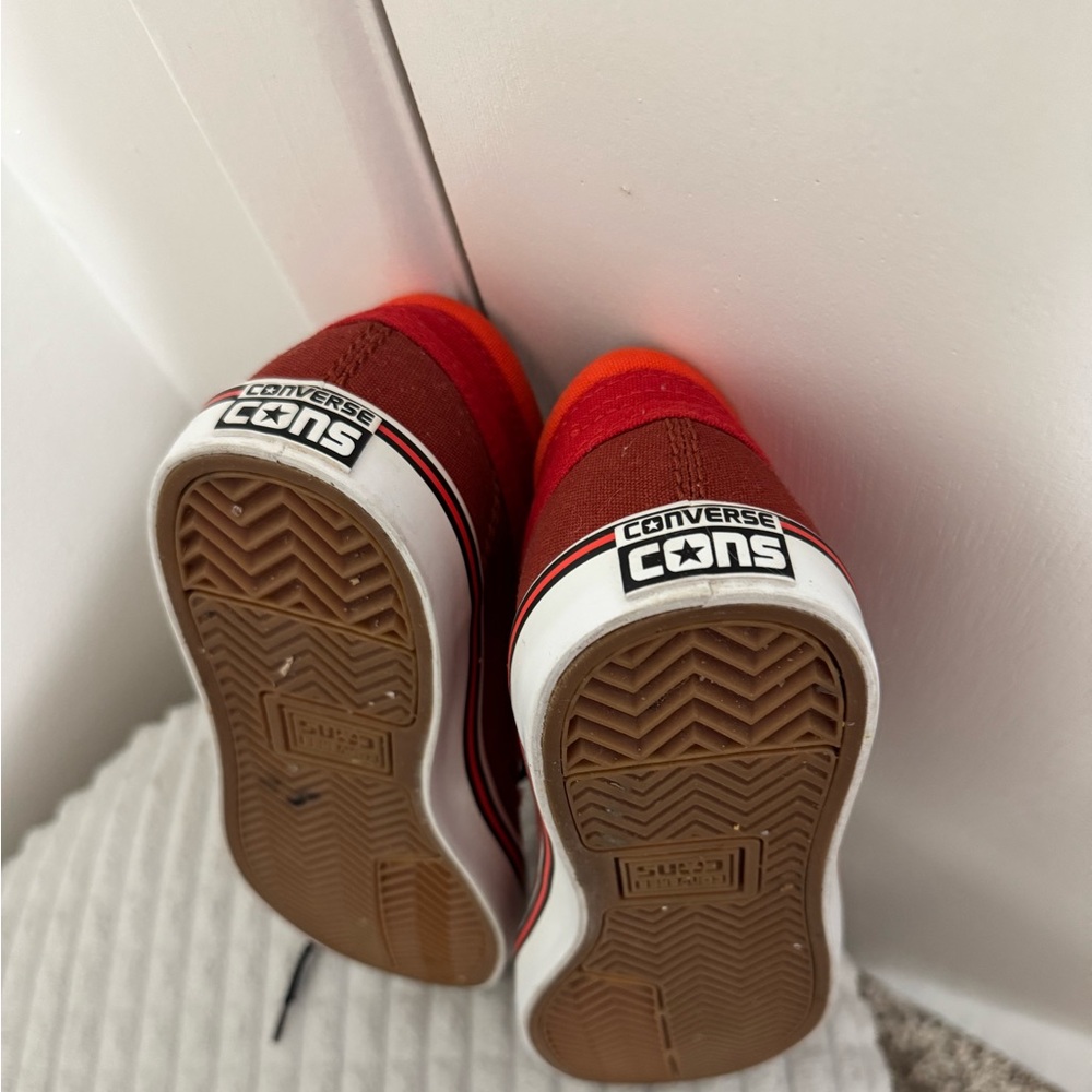 Converse shoes - Picture 5 of 5